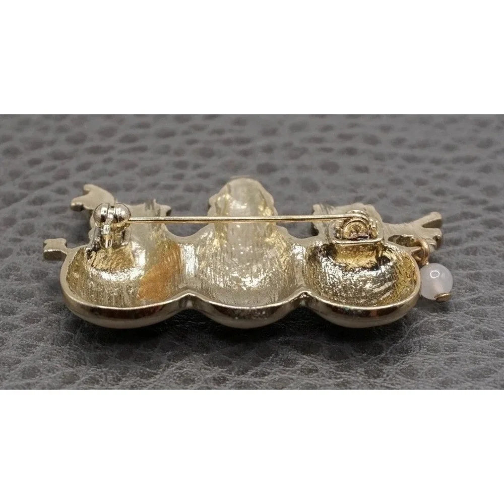Vintage Snowman Brooch Pin Enamel Christmas Holiday Gold Tone